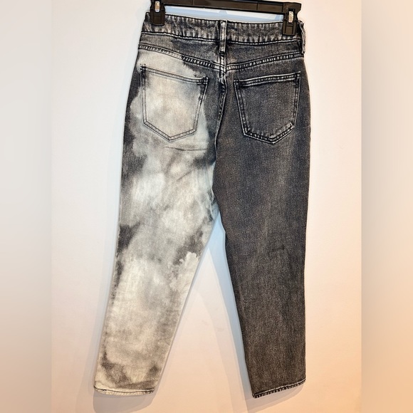 NEW PacSun Two-Tone High Rise Straight Leg Mom Jeans Denim Gray Blue Women 24 - Picture 2 of 4